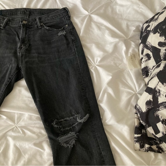 Abercrombie & Fitch Kennan Straight 30x32 black distressed raw hem stretch jeans - Picture 5 of 10